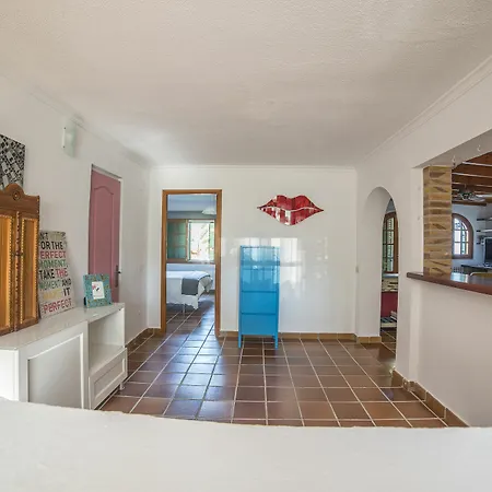 Сasa de vacaciones Frida Kahlo House Con Piscina Y Vistas Al Mar By Lightbooking Telde